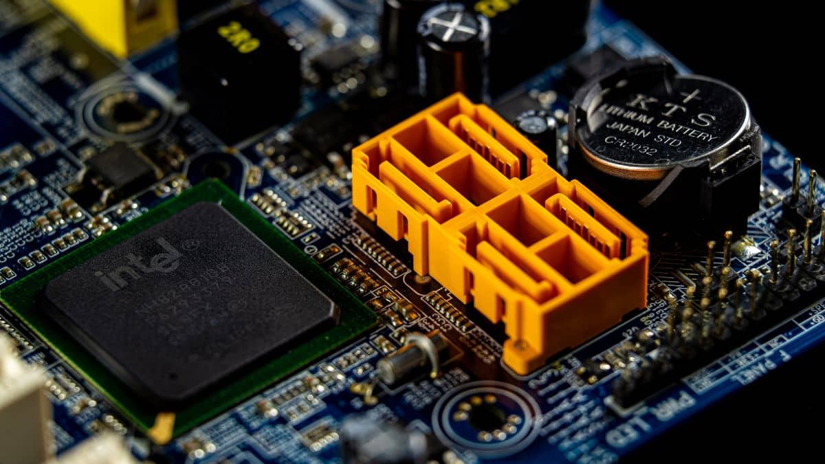 Conviene investire in ETF semiconduttori